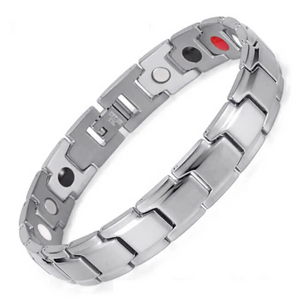 
                  
                    Load image into Gallery viewer, 4in1 magnetic bracelet Alexanders Star by Magnetic Mobility, featuring a sleek sliver design. The bracelet is designed for people with arthritis, back pain, fibromyalgia, joint and muscle pain, menopause symptoms, migraine and more.
                  
                