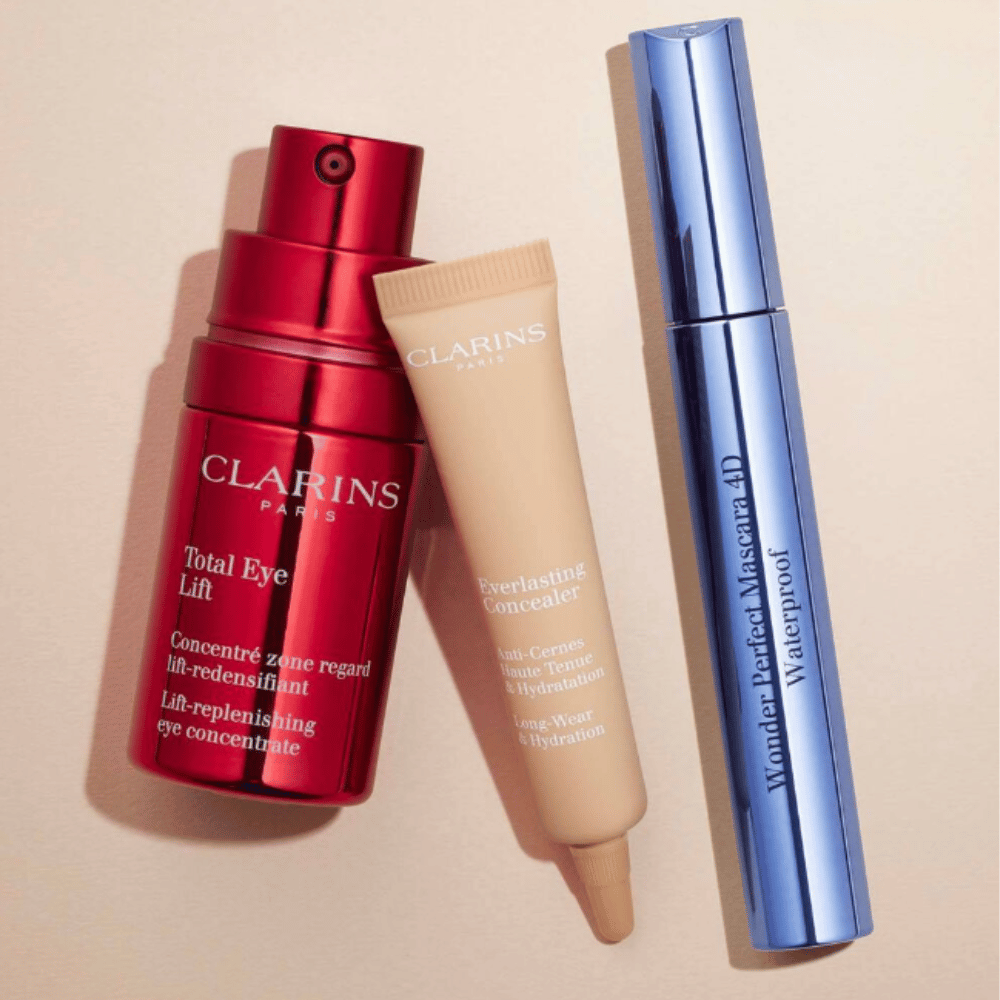 
                  
                    Load image into Gallery viewer, Clarins Wonder Perfect Mascara 4D Waterproof
                  
                