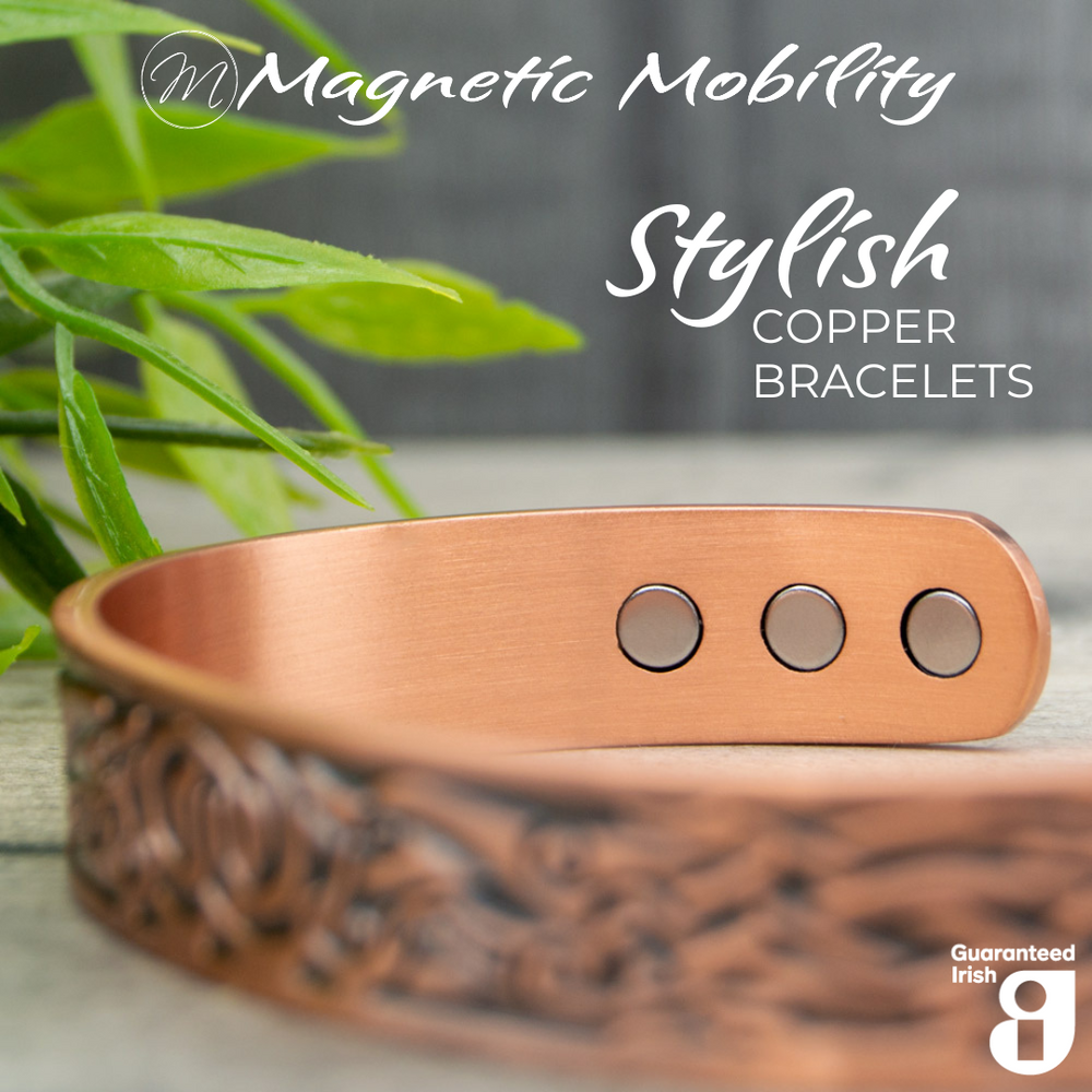 
                  
                    Load image into Gallery viewer, Copper Bracelet: Clover | Magnetic Mobility
                  
                