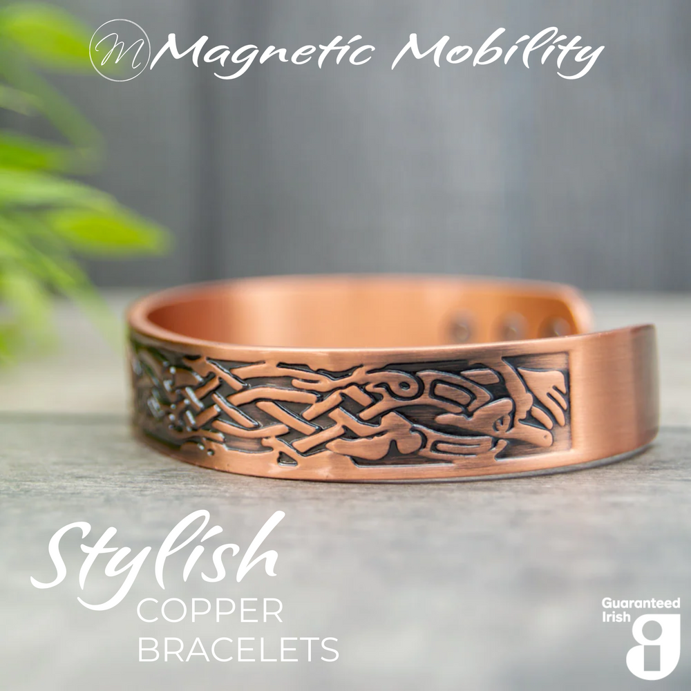 
                  
                    Load image into Gallery viewer, Copper Bracelet: Clover | Magnetic Mobility
                  
                