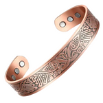 Kells Copper bracelet from Magnetic Mobility. A copper bracelet with a Irish design inspired by the Book of Kell's. Featuring 6 strong neodymium magnets. Perfect for people with arthritis and back pain. 99% pure copper. 