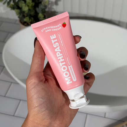 MooGoo Kids Moothpaste Strawberries & Cream - Fluoride Free 50g