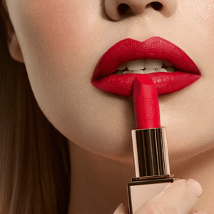 
                  
                    Load image into Gallery viewer, SOSU Matte Lipstick - Te Amo
                  
                