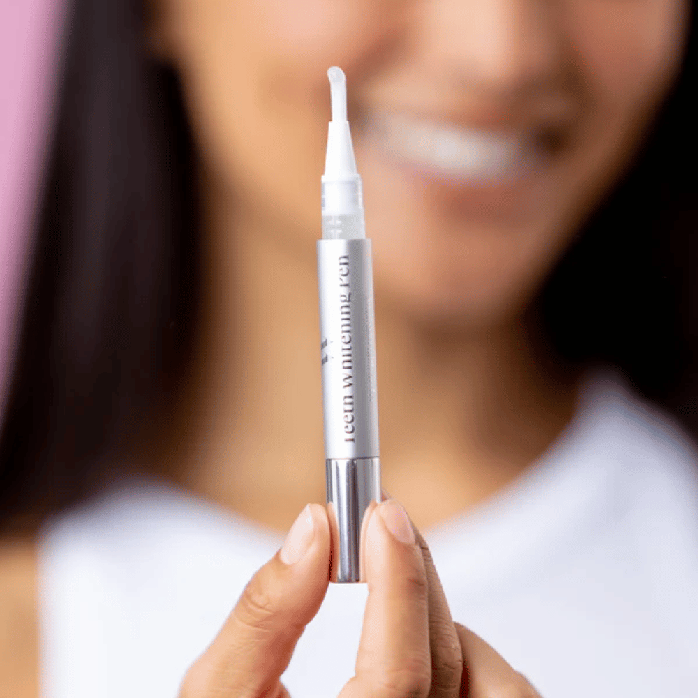 
                  
                    Load image into Gallery viewer, Spotlight Oral Care Teeth Whitening Pen
                  
                